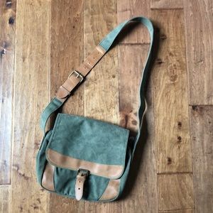L.L.Bean crossbody bag